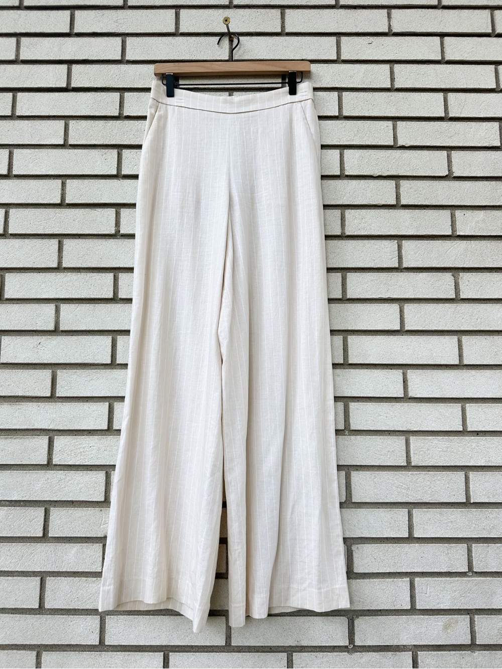 Express S Cream White Linen Blend Pinstripe Wide Leg Pull On Pants Elastic Waist